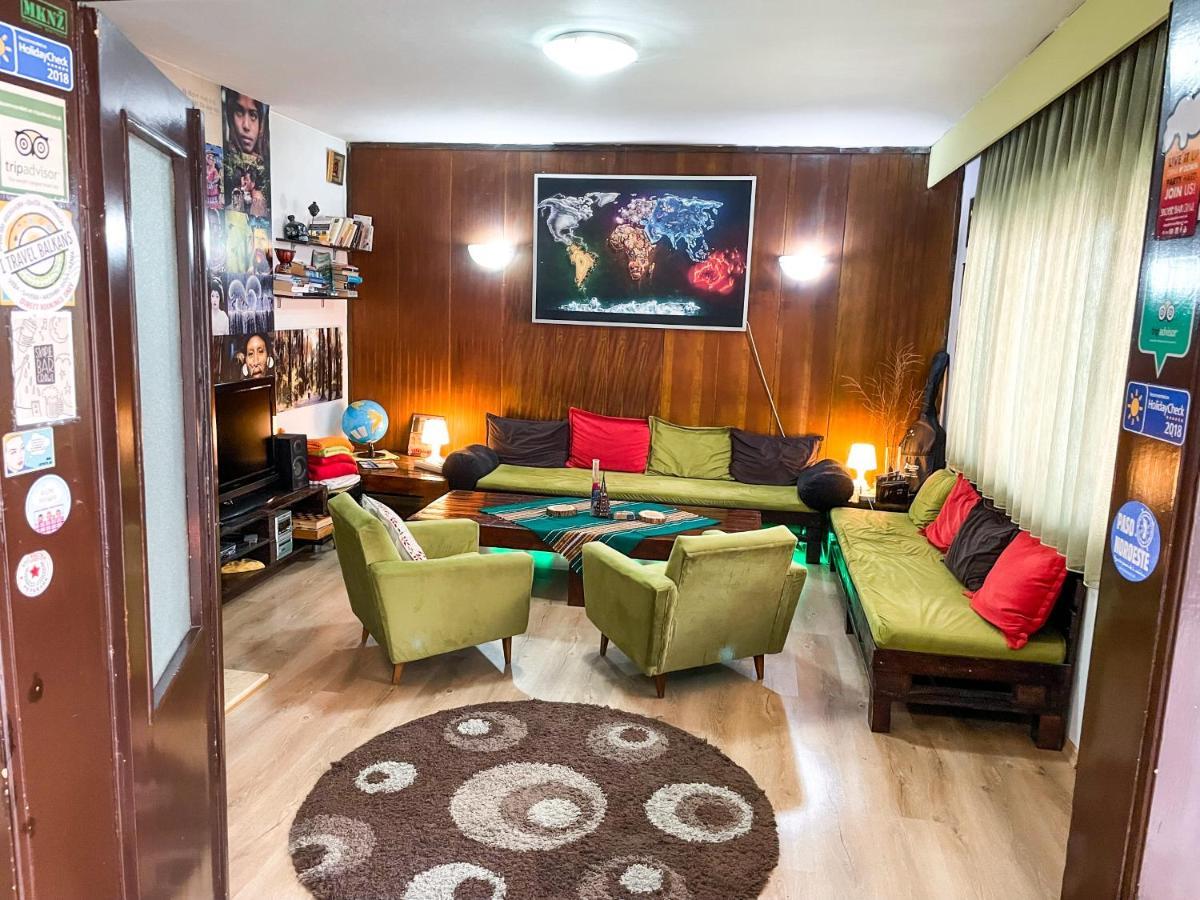 Hi Skopje Hostel Экстерьер фото