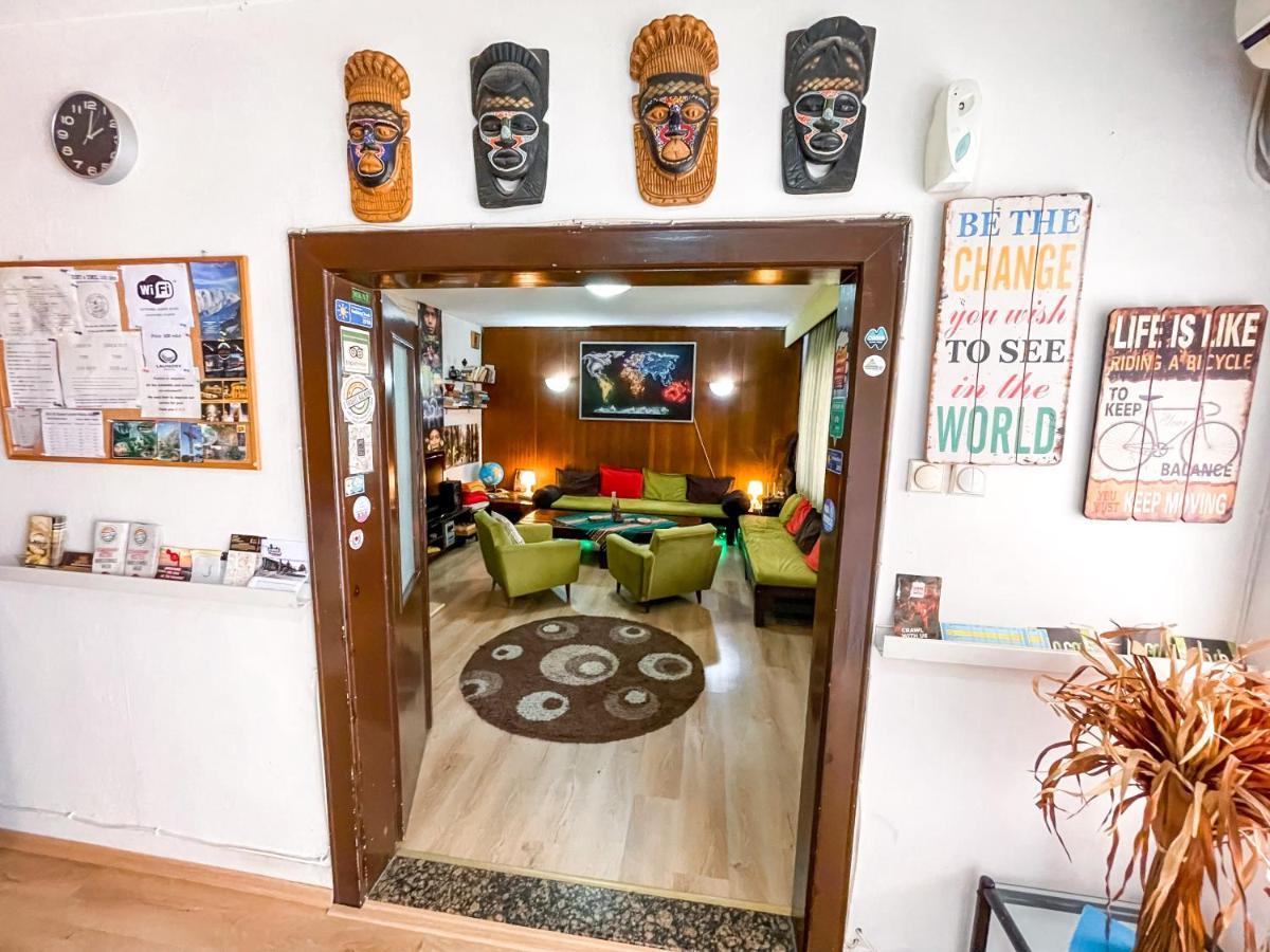 Hi Skopje Hostel Экстерьер фото