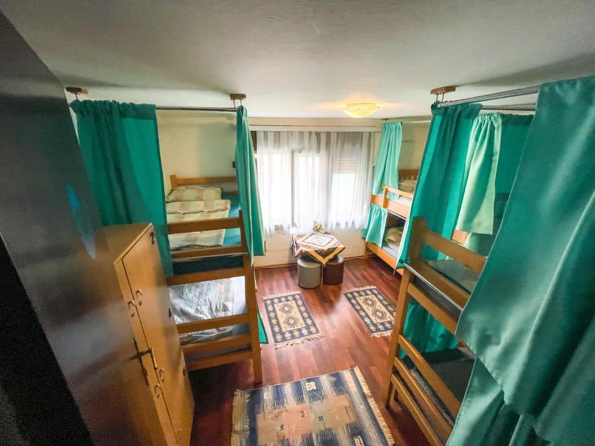 Hi Skopje Hostel Экстерьер фото