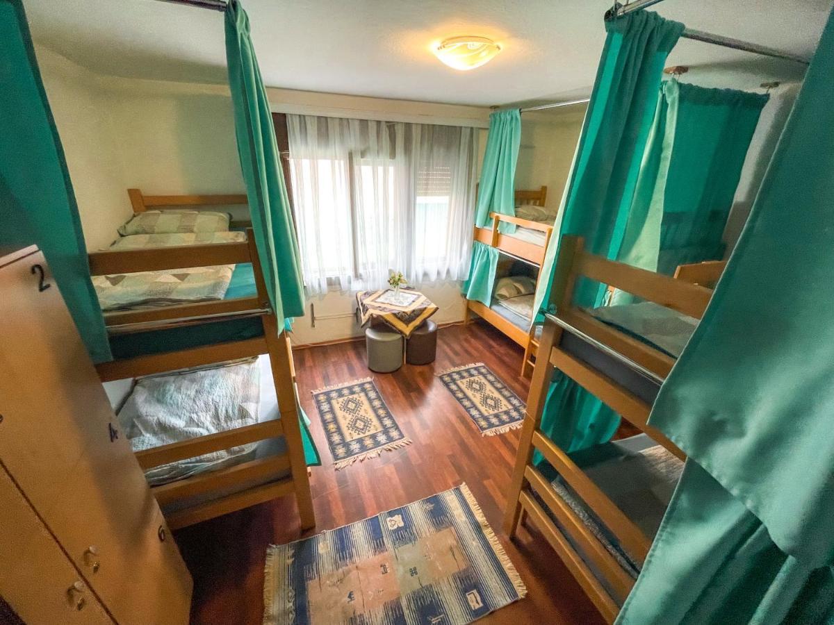 Hi Skopje Hostel Экстерьер фото