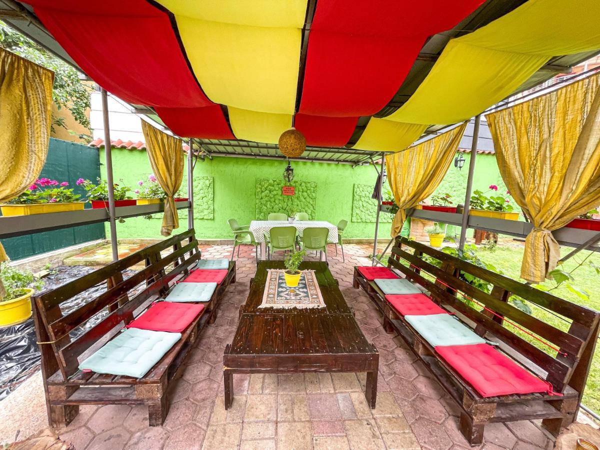 Hi Skopje Hostel Экстерьер фото
