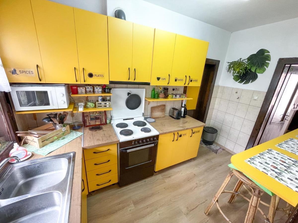 Hi Skopje Hostel Экстерьер фото