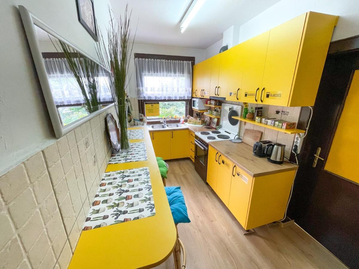Hi Skopje Hostel Экстерьер фото
